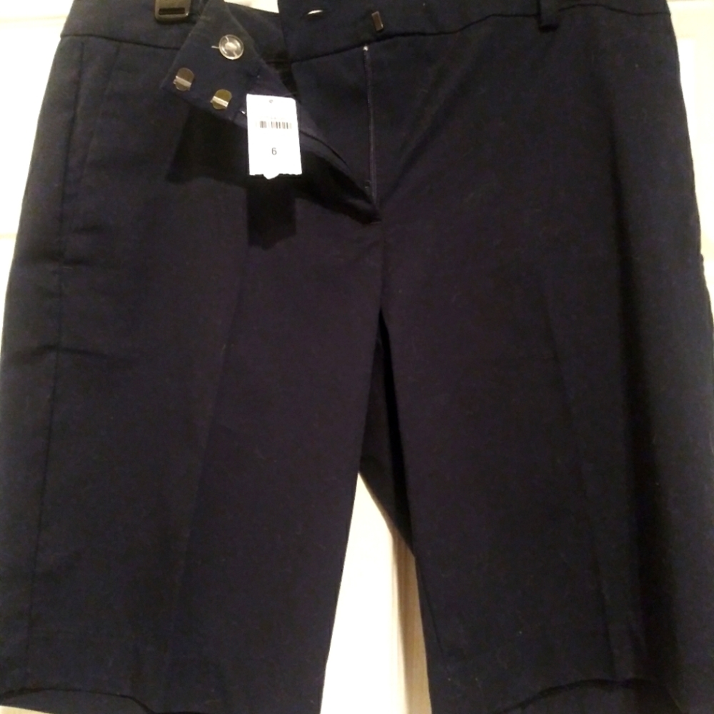 NWTs, navy Ann Taylor shorts